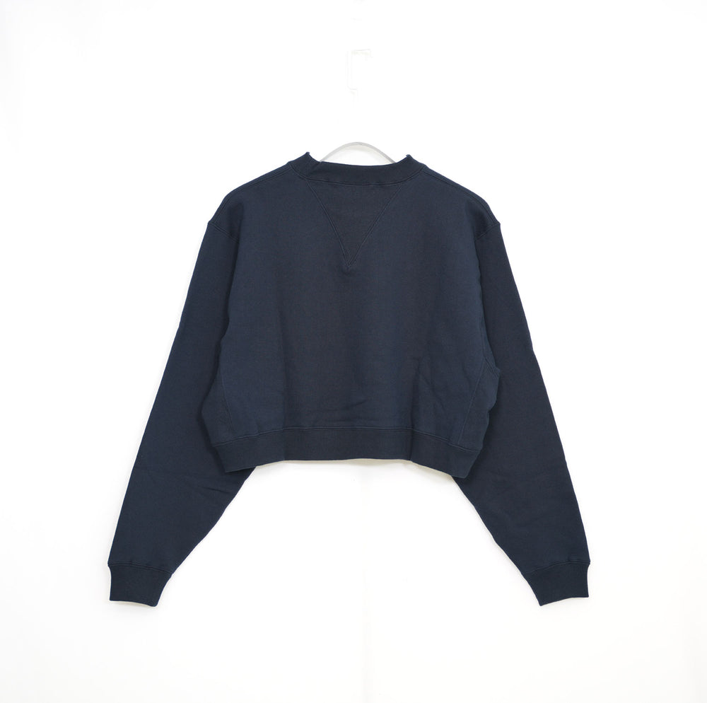 
                  
                    CROPPED SWEAT SHIRT
                  
                