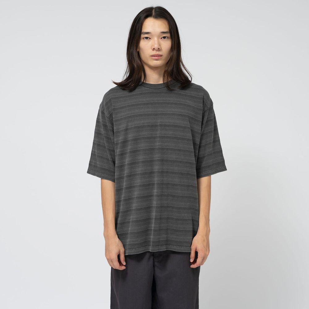
                  
                    JACQUARD FIELD TEE
                  
                