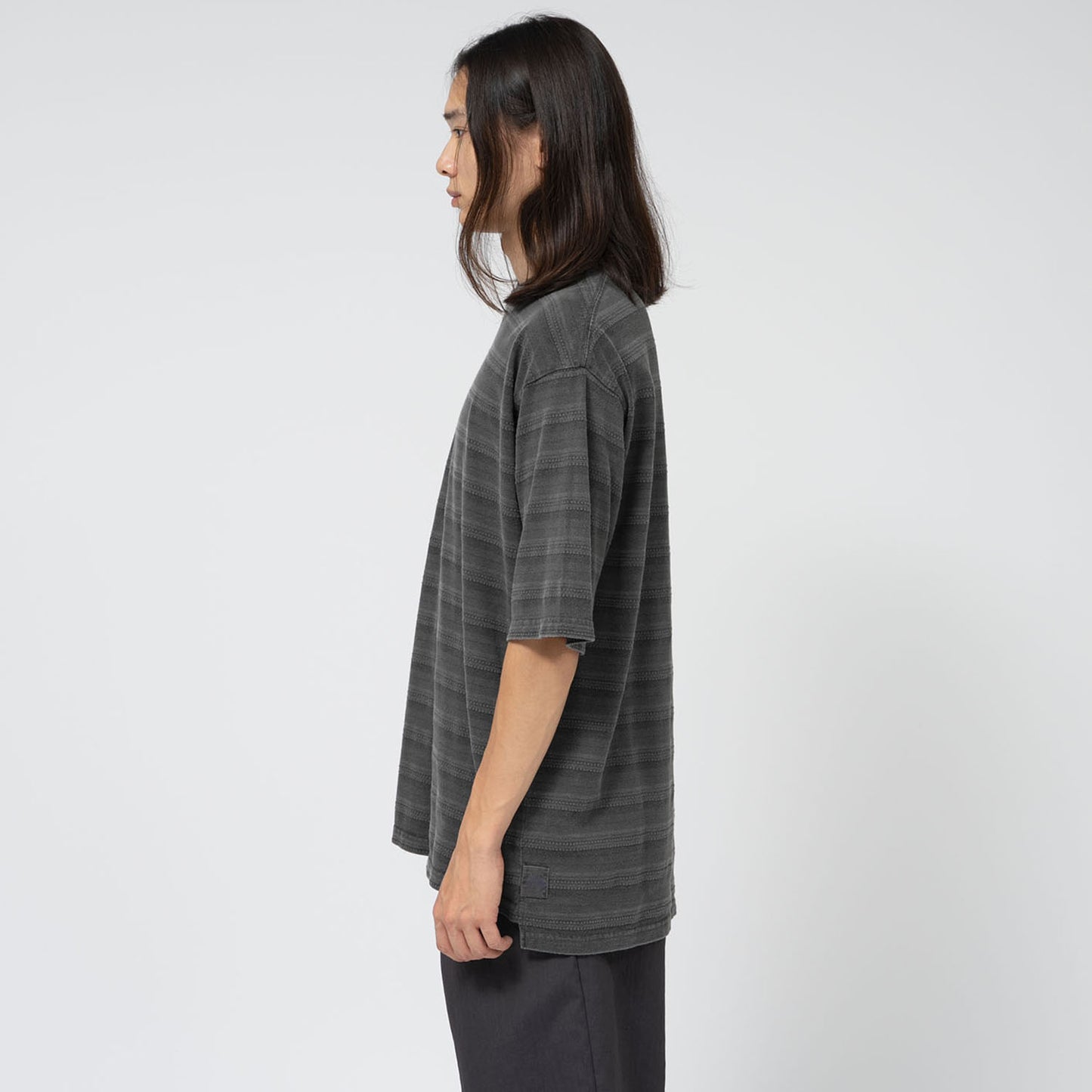 
                  
                    JACQUARD FIELD TEE
                  
                