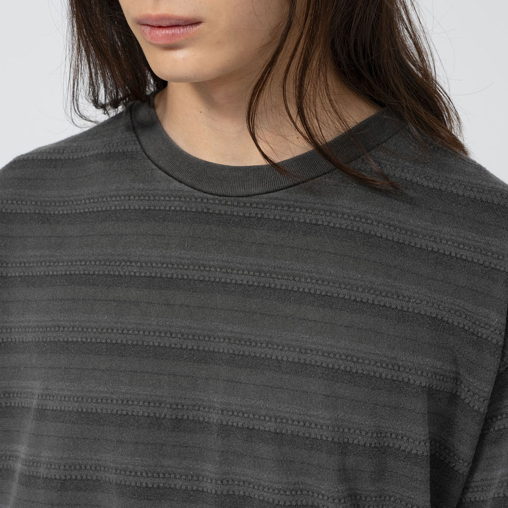 
                  
                    JACQUARD FIELD TEE
                  
                