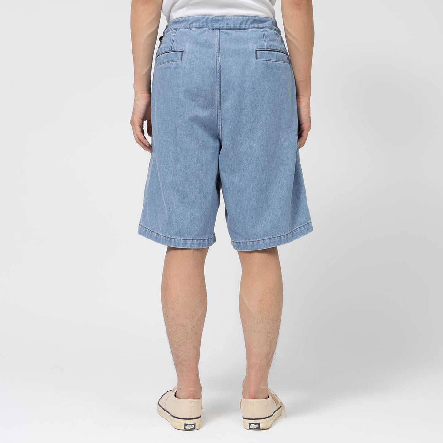 
                  
                    DENIM TUCK FIELD SHORTS
                  
                