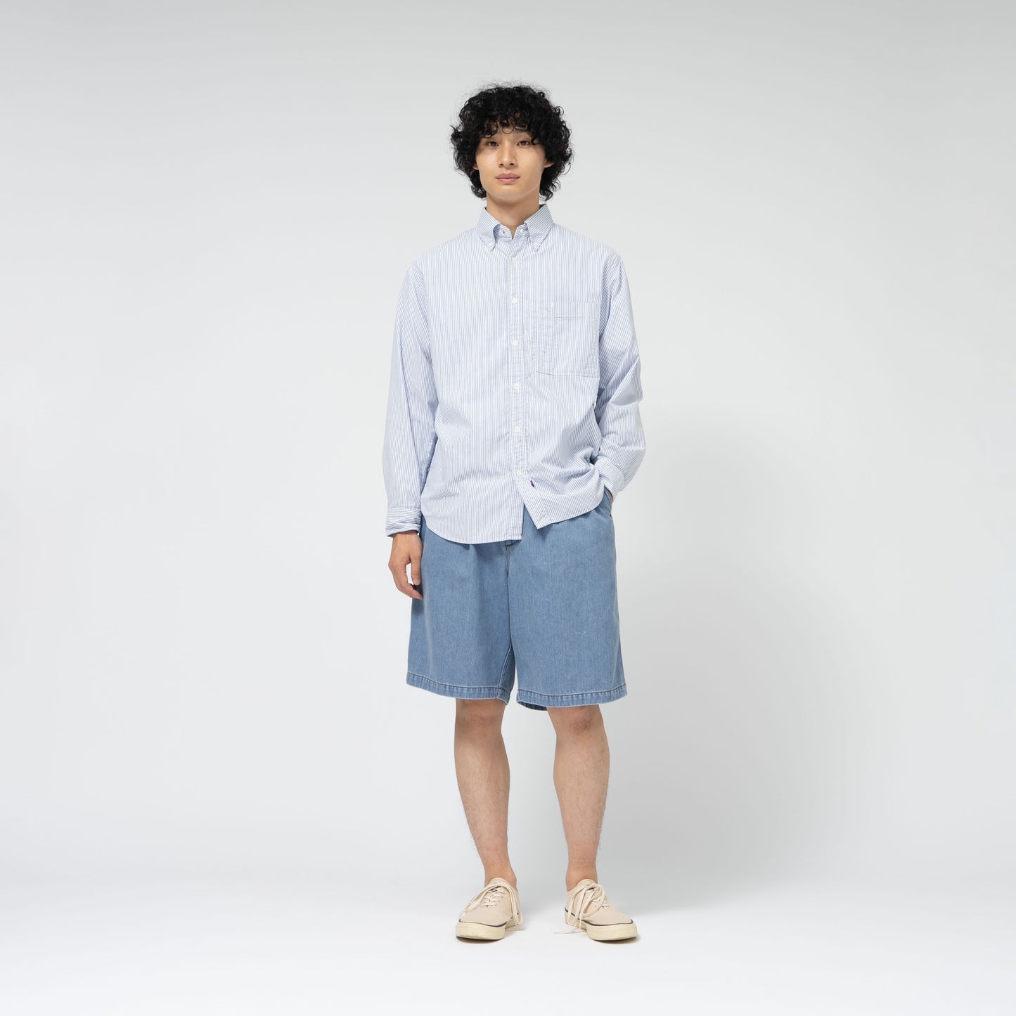 
                  
                    DENIM TUCK FIELD SHORTS
                  
                