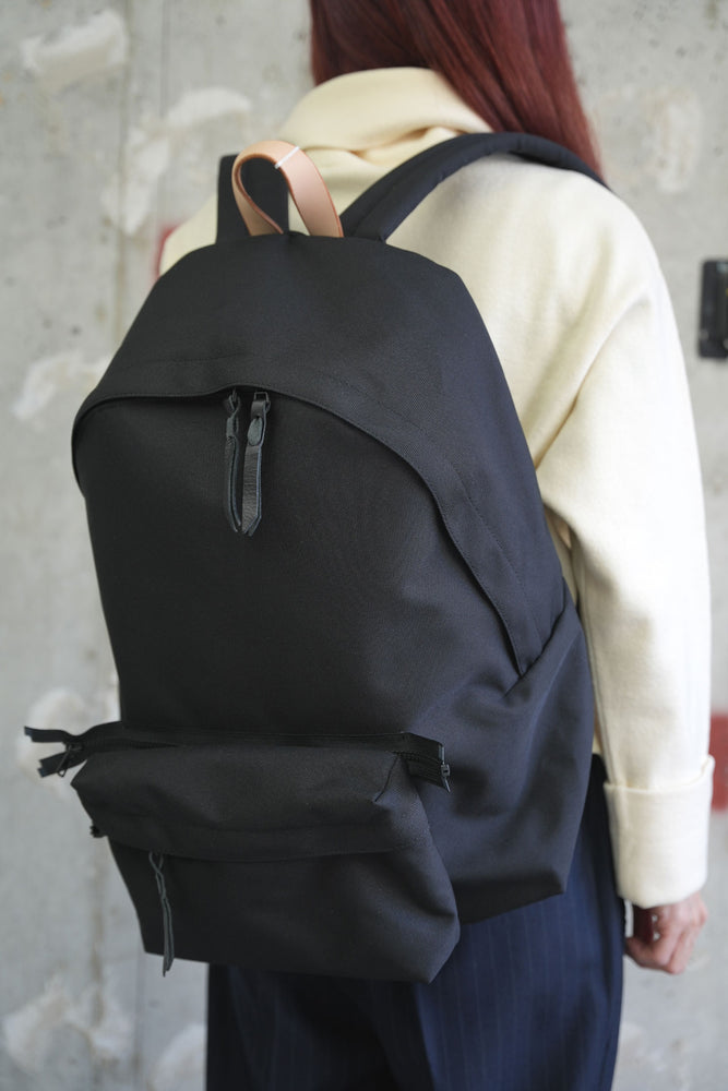 
                  
                    back pack
                  
                