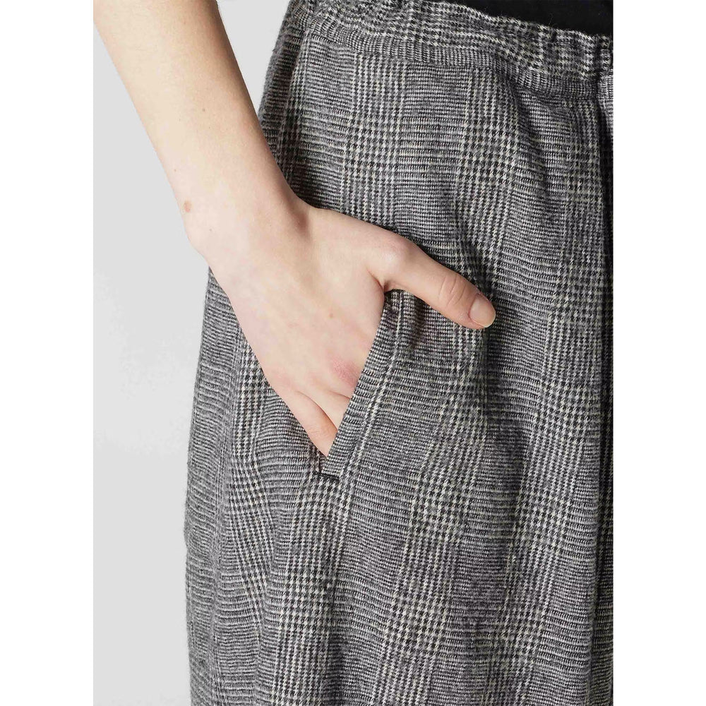 
                  
                    COTTON WOOL GLEN CHECK FRONT TUCK WIDE PANTS
                  
                