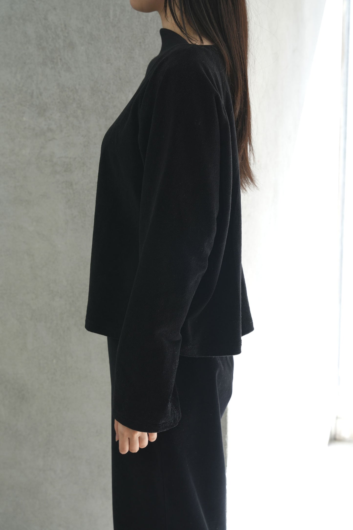 
                  
                    TRE SWEATSHIRT-BLACK-
                  
                