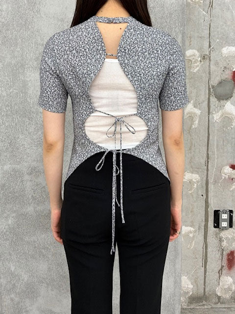 
                  
                    Floral Jacquard Open Back Top -BLACK-
                  
                