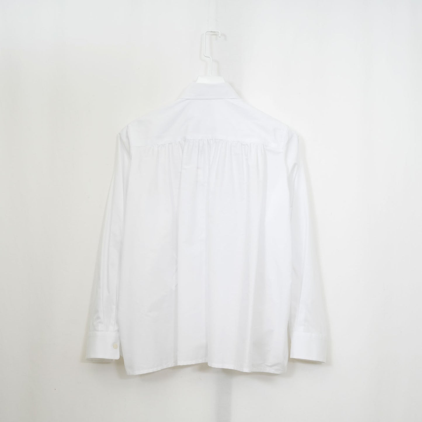 
                  
                    ブロードギャザーシャツ-WHITE-
                  
                
