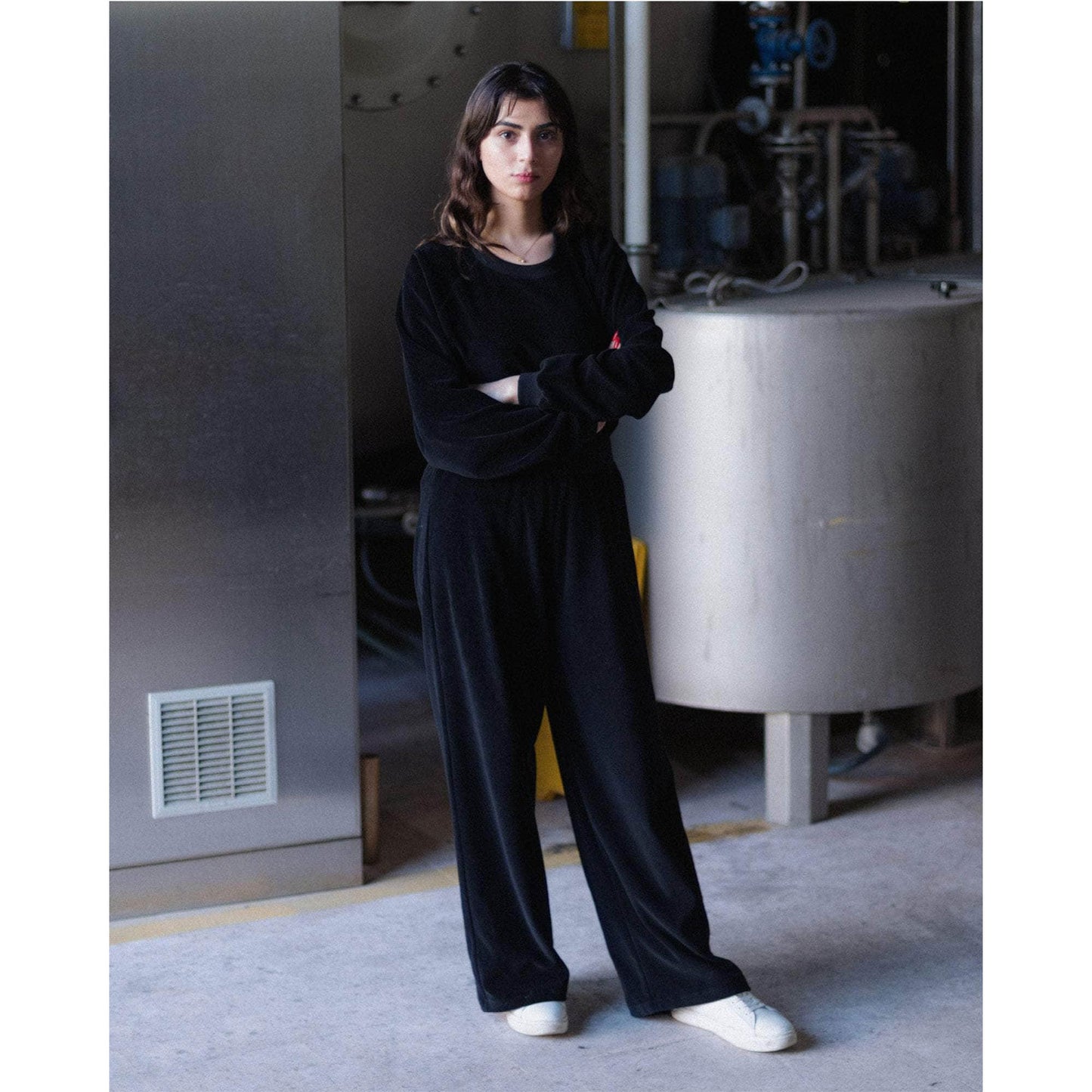 
                  
                    TRE SWEATPANTS-BLACK
                  
                