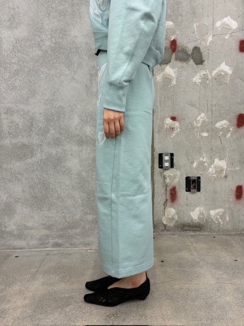 
                  
                    Floral Embroidery Sweat Skirt -ECRU-
                  
                