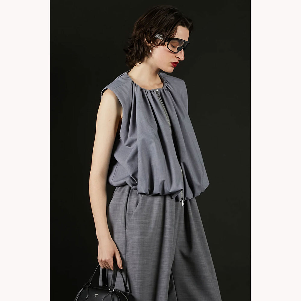 
                  
                    Balloon Vest -GREY-
                  
                