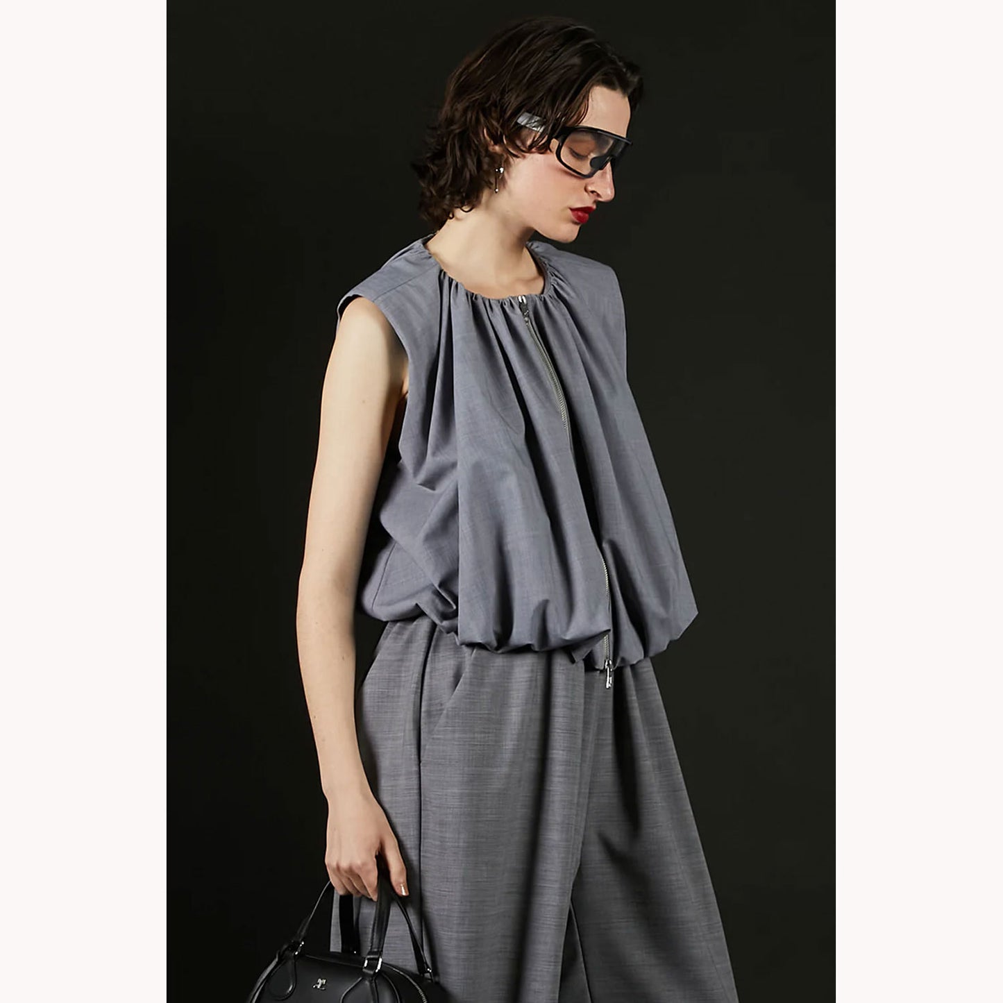 
                  
                    Balloon Vest -GREY-
                  
                
