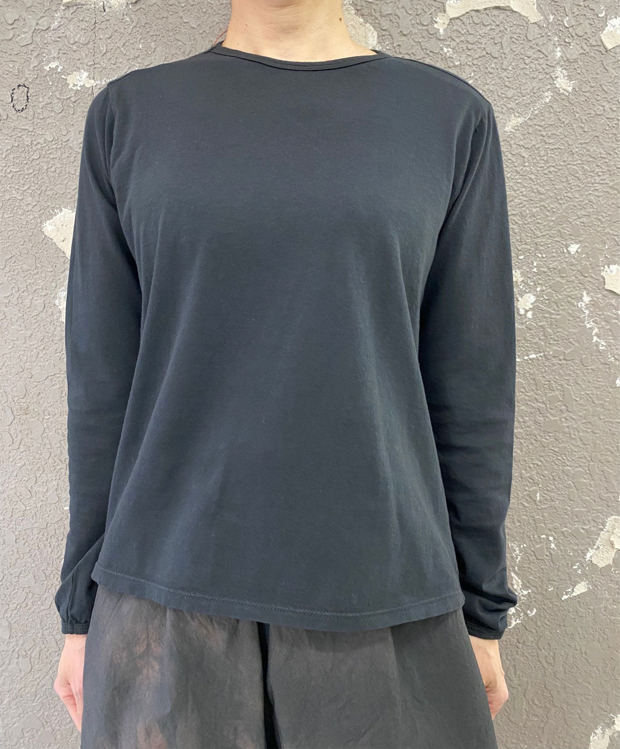 
                  
                    ORGANIC COTTON LONG SLEEVE T-SHIRT
                  
                