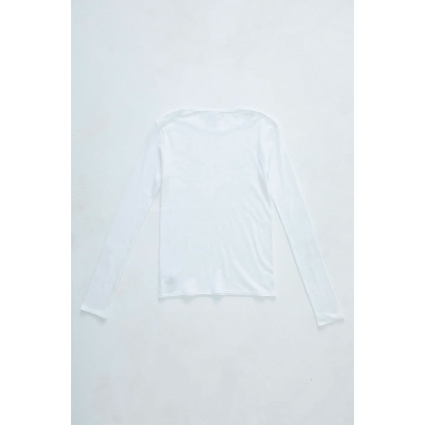 
                  
                    Cut-off long sleeve top -BLACK-
                  
                