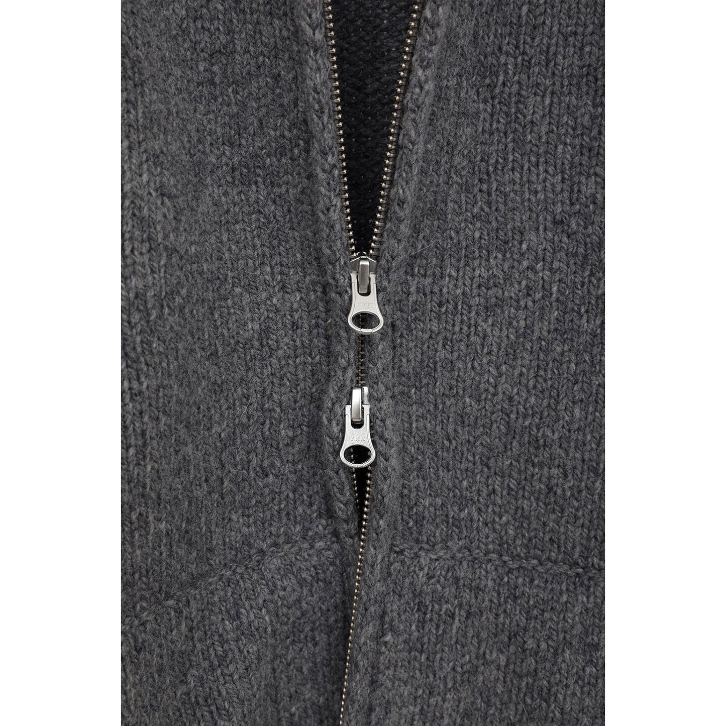 
                  
                    POCKET ZIP KNIT TOPS-GRAY-
                  
                