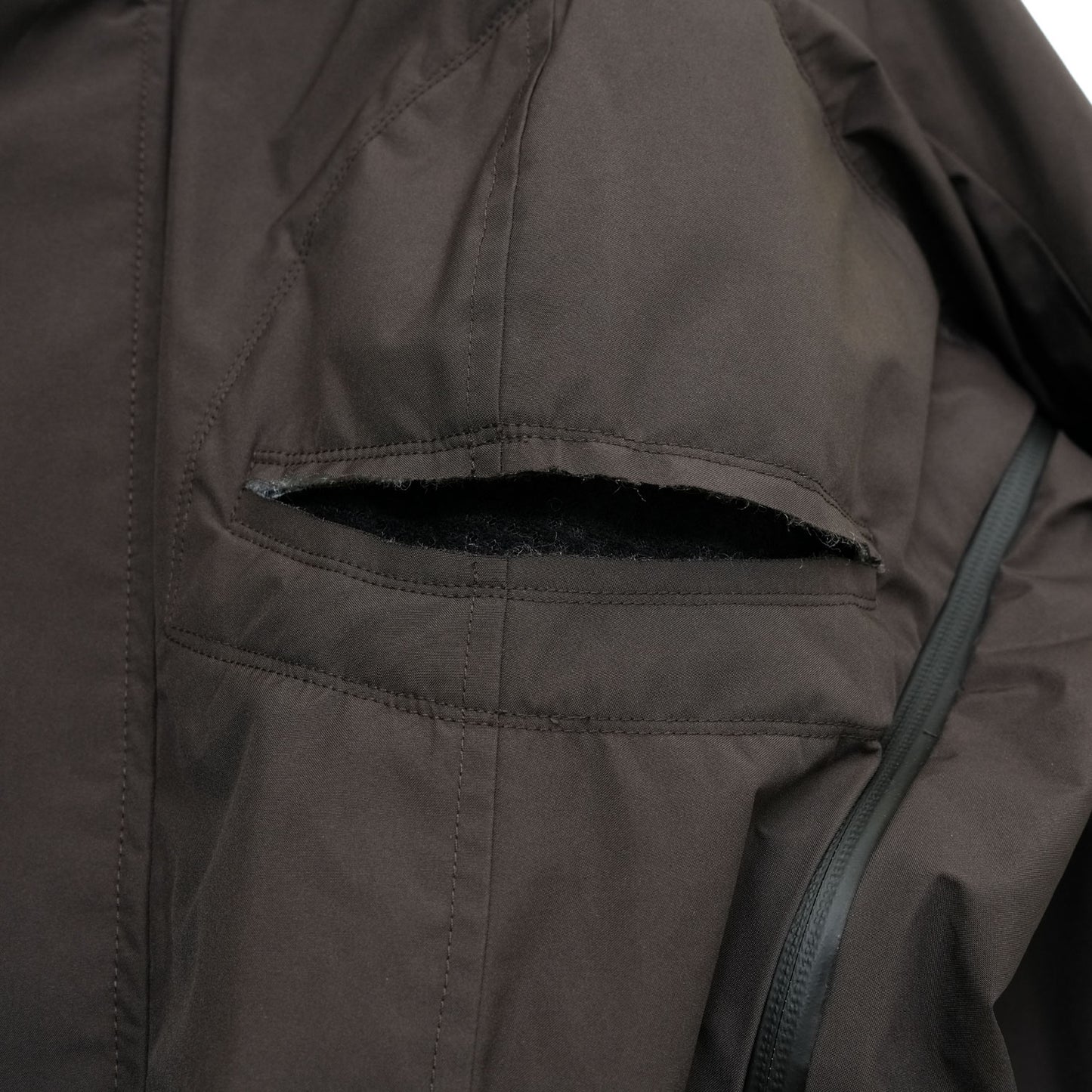 
                  
                    JACKET, TYPE P-009-BROWN-
                  
                