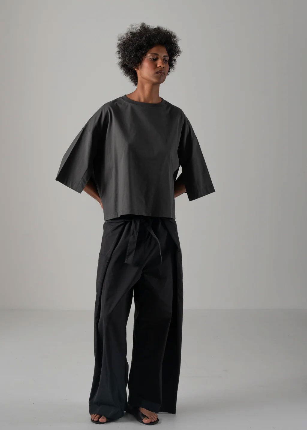 
                  
                    NOELLA T SHIRT -CHACOL-
                  
                