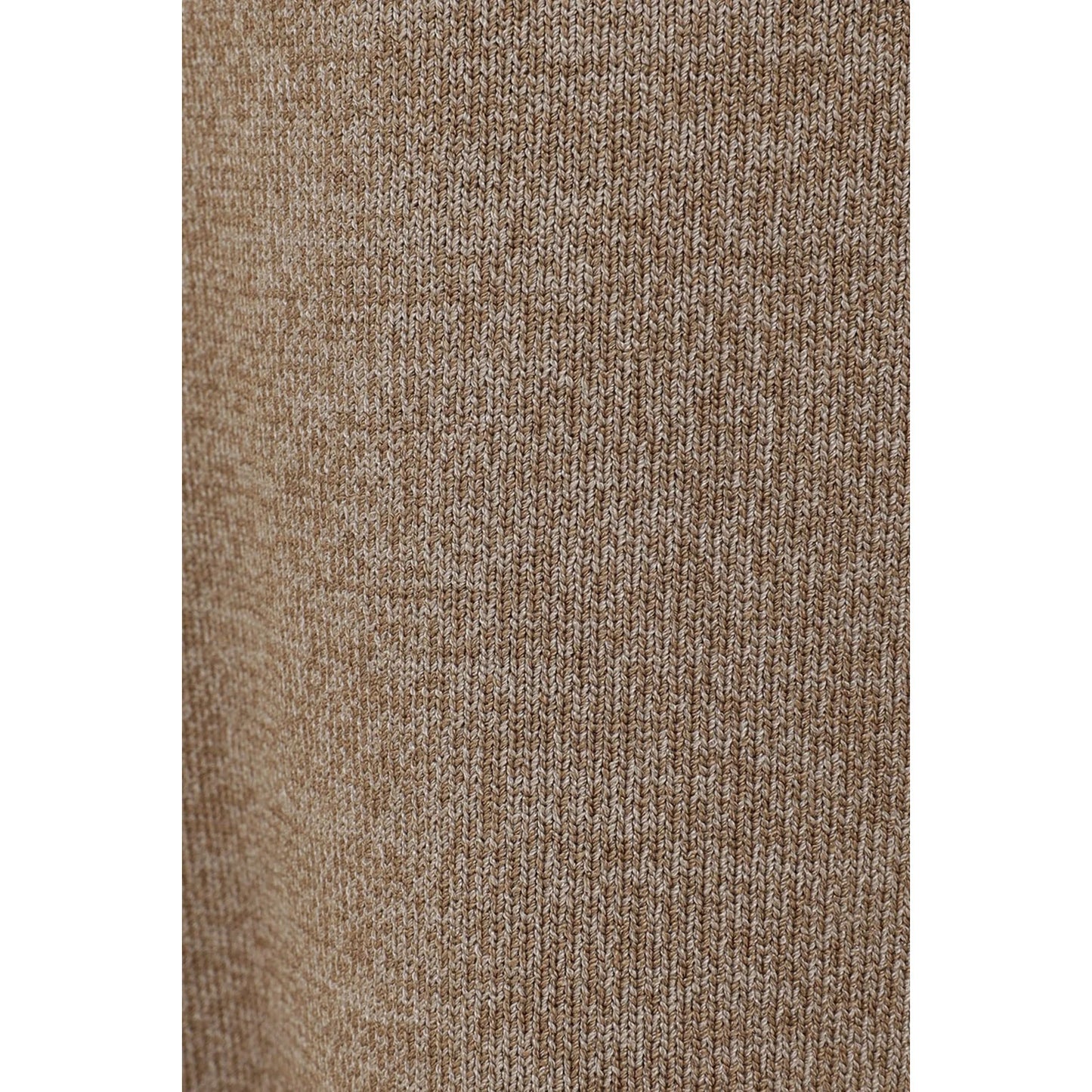 
                  
                    BASIC COMPACT KNIT TOPS -BEIGE-
                  
                