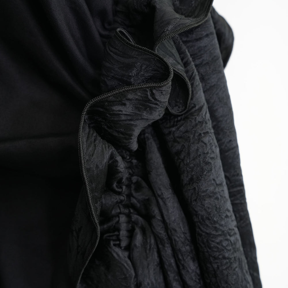 
                  
                    綿ブロード×アセテートサテンシャツワンピース-BLACK-
                  
                