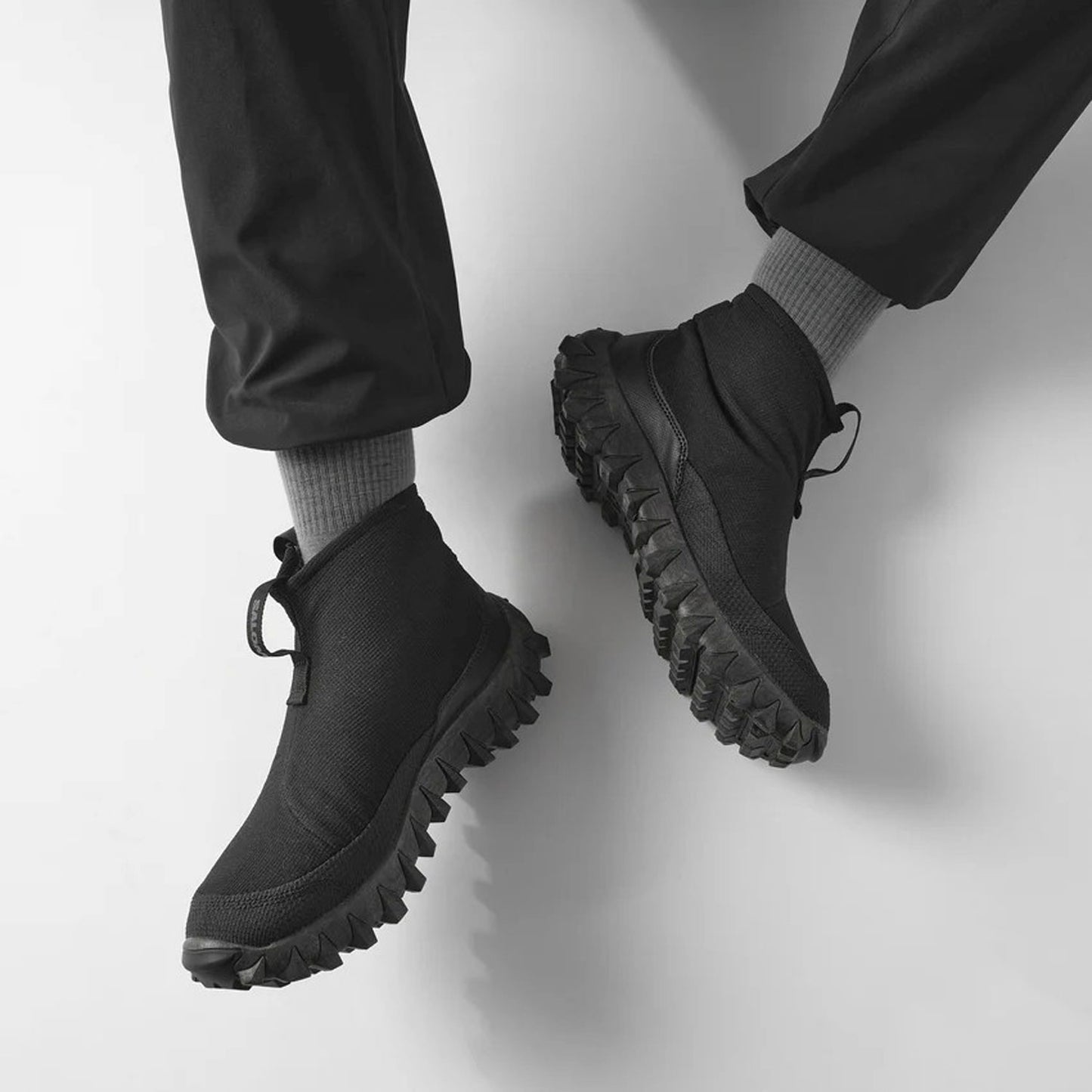
                  
                    SNOWCLOG MID
                  
                