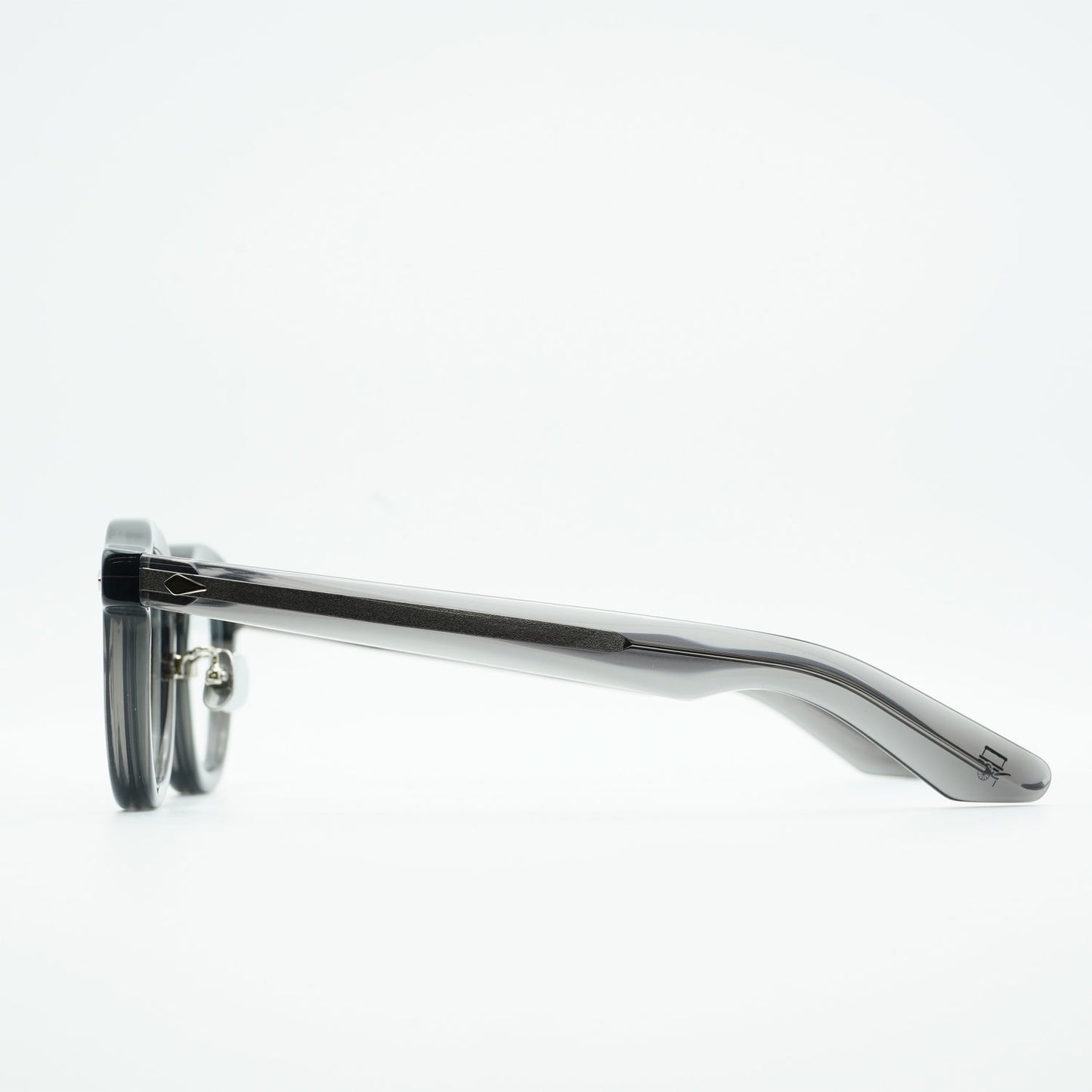 
                  
                    DAHVEN 47 SMKS JPN LTD 20
                  
                