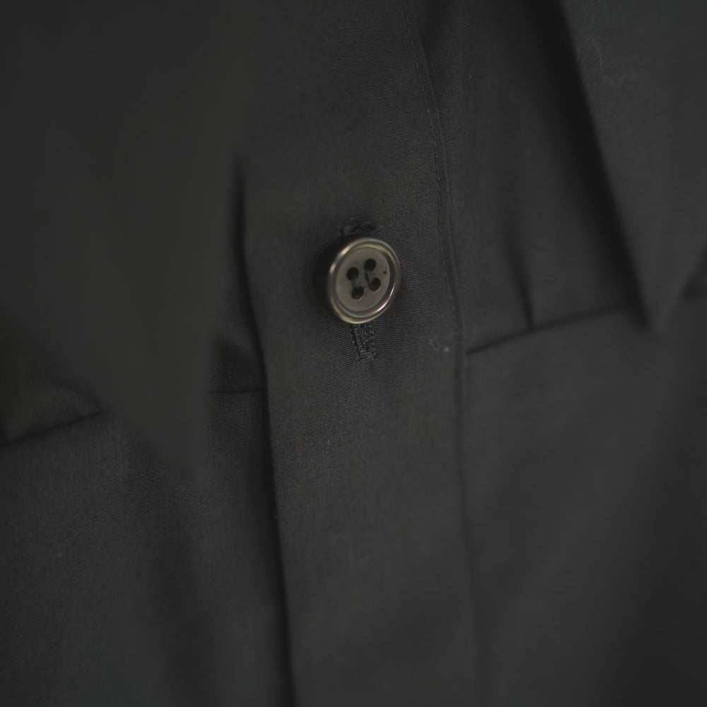 クロップド丈フーディシャツ-BLACK- – OBLIGE 