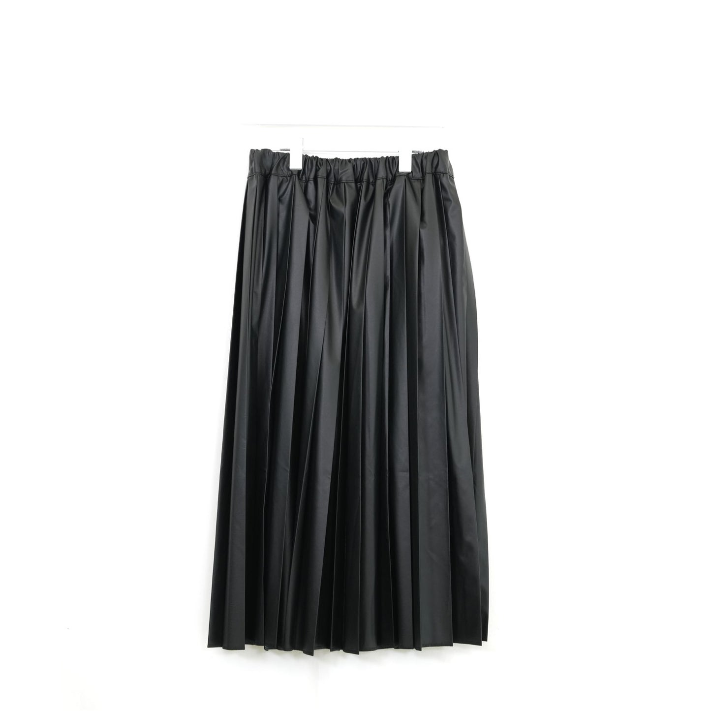 
                  
                    フェイクレザープリーツスカート-BLACK-
                  
                