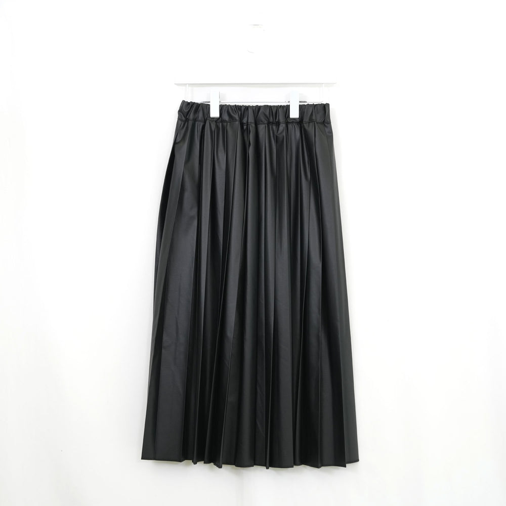 フェイクレザープリーツスカート-BLACK-