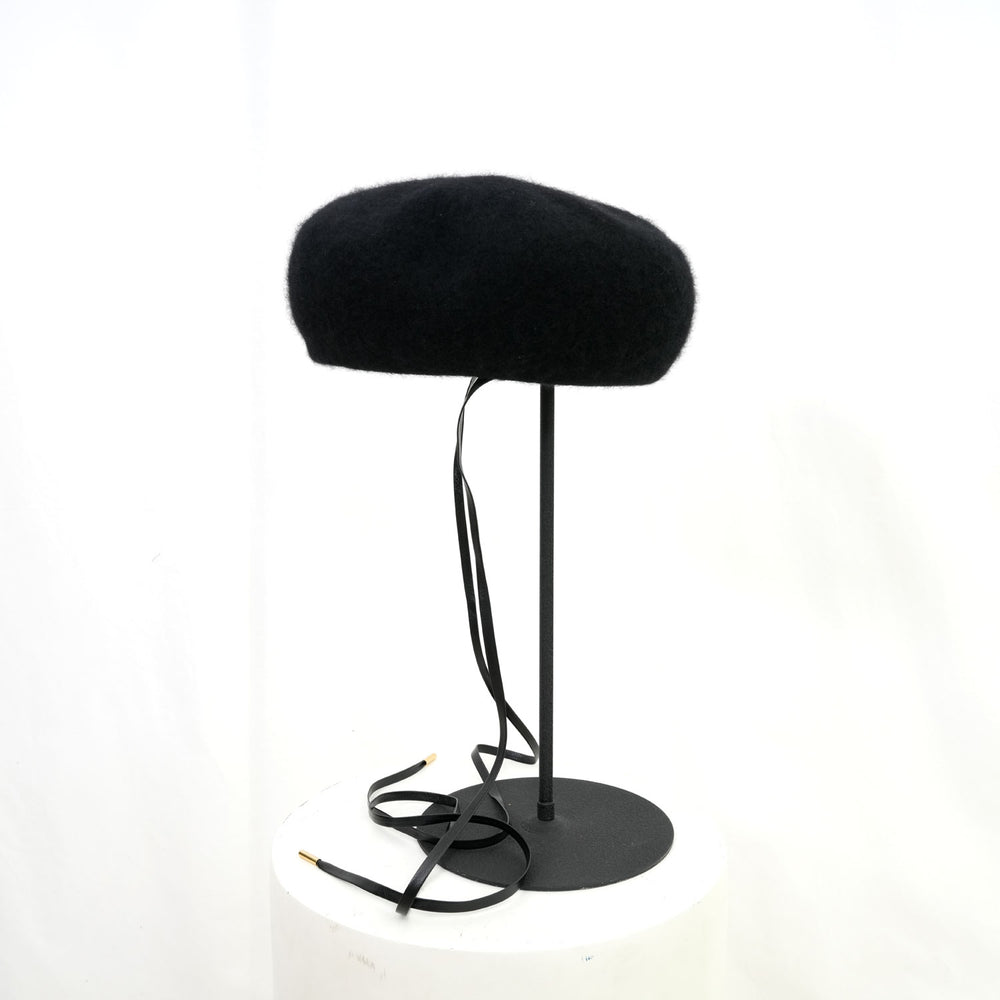 
                  
                    BARA BERET
                  
                