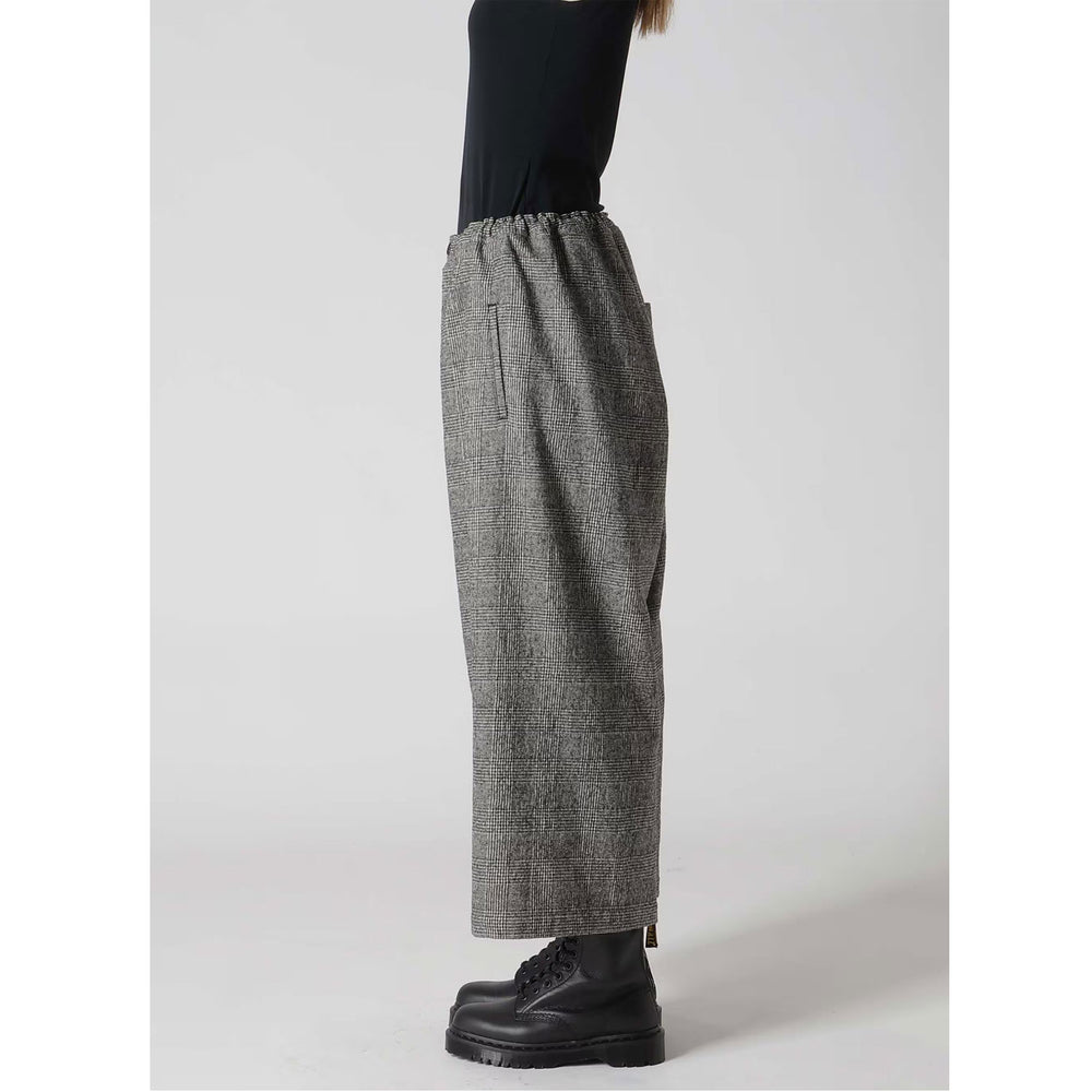 
                  
                    COTTON WOOL GLEN CHECK FRONT TUCK WIDE PANTS
                  
                