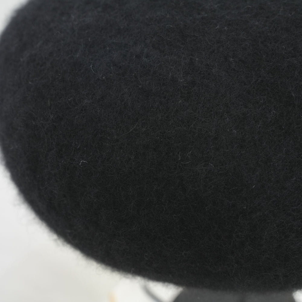 
                  
                    BARA BERET
                  
                