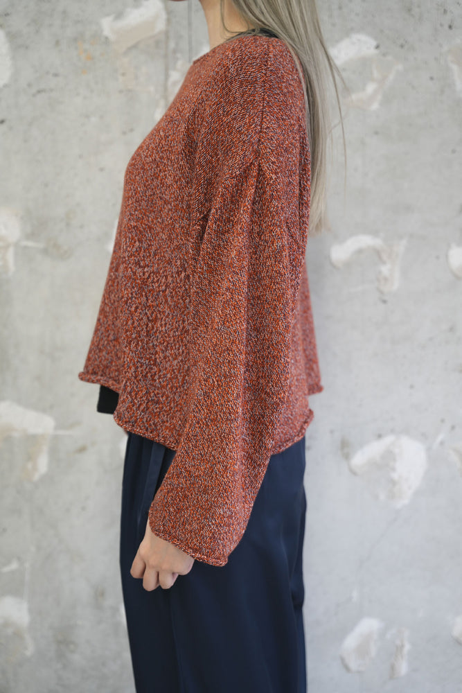 
                  
                    SEIRA PULLOVER
                  
                