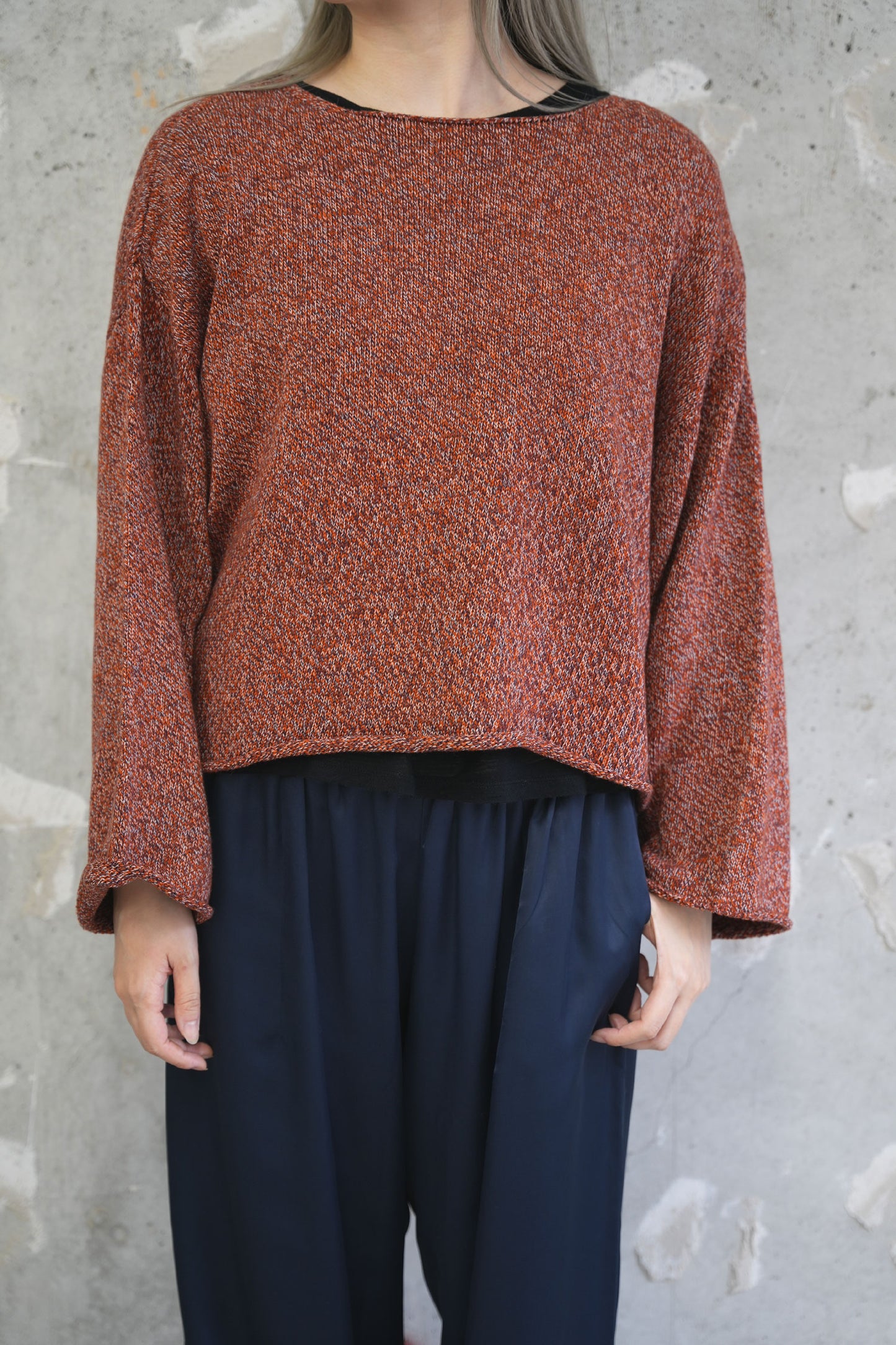 
                  
                    SEIRA PULLOVER
                  
                