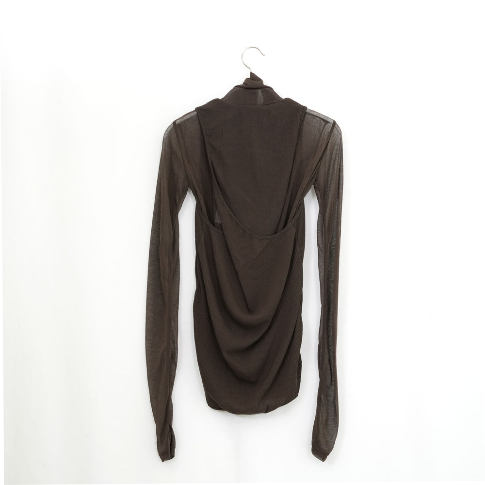
                  
                    SHEER TWIST BACK TOP-T.MORO-
                  
                