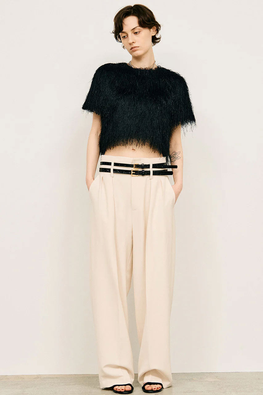 
                  
                    Feather Short Top -BLACK-
                  
                