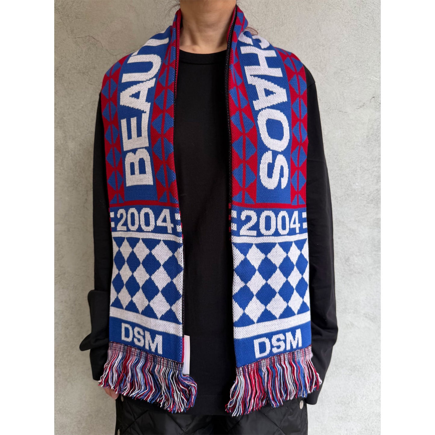 
                  
                    UNISEX DSM BEAUTIFUL CHAOS FOOTBALL SCARF
                  
                