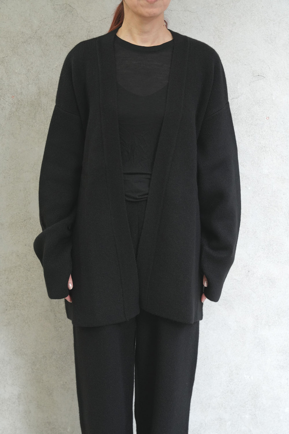 トップス 25AW SEEALL NORA CARDIGAN BLACK YAK WOOL NORA CARDIGAN -BLACK- – OBLIGE