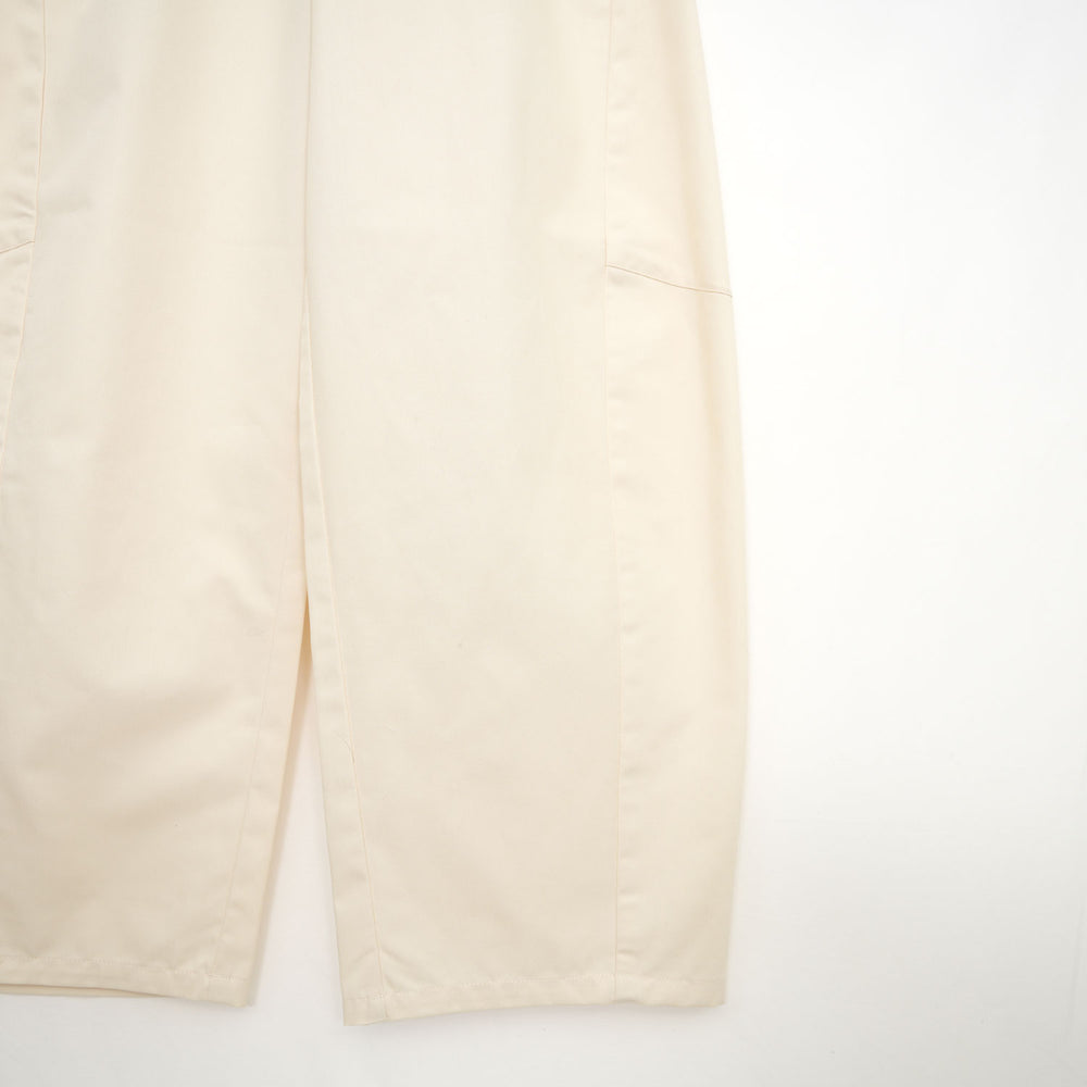 
                  
                    T/C BARREL LEG TROUSERS-WHITE-
                  
                