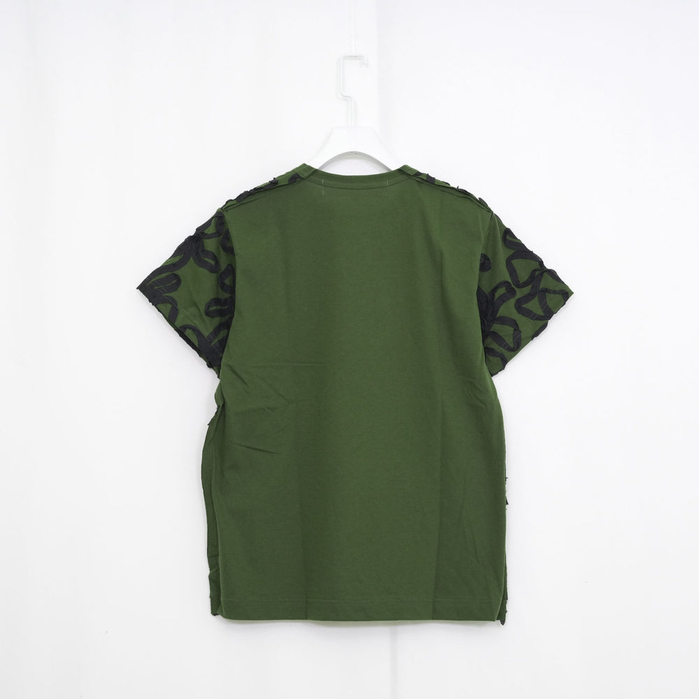 
                  
                    リボン刺繍Tシャツ -BLACK-
                  
                