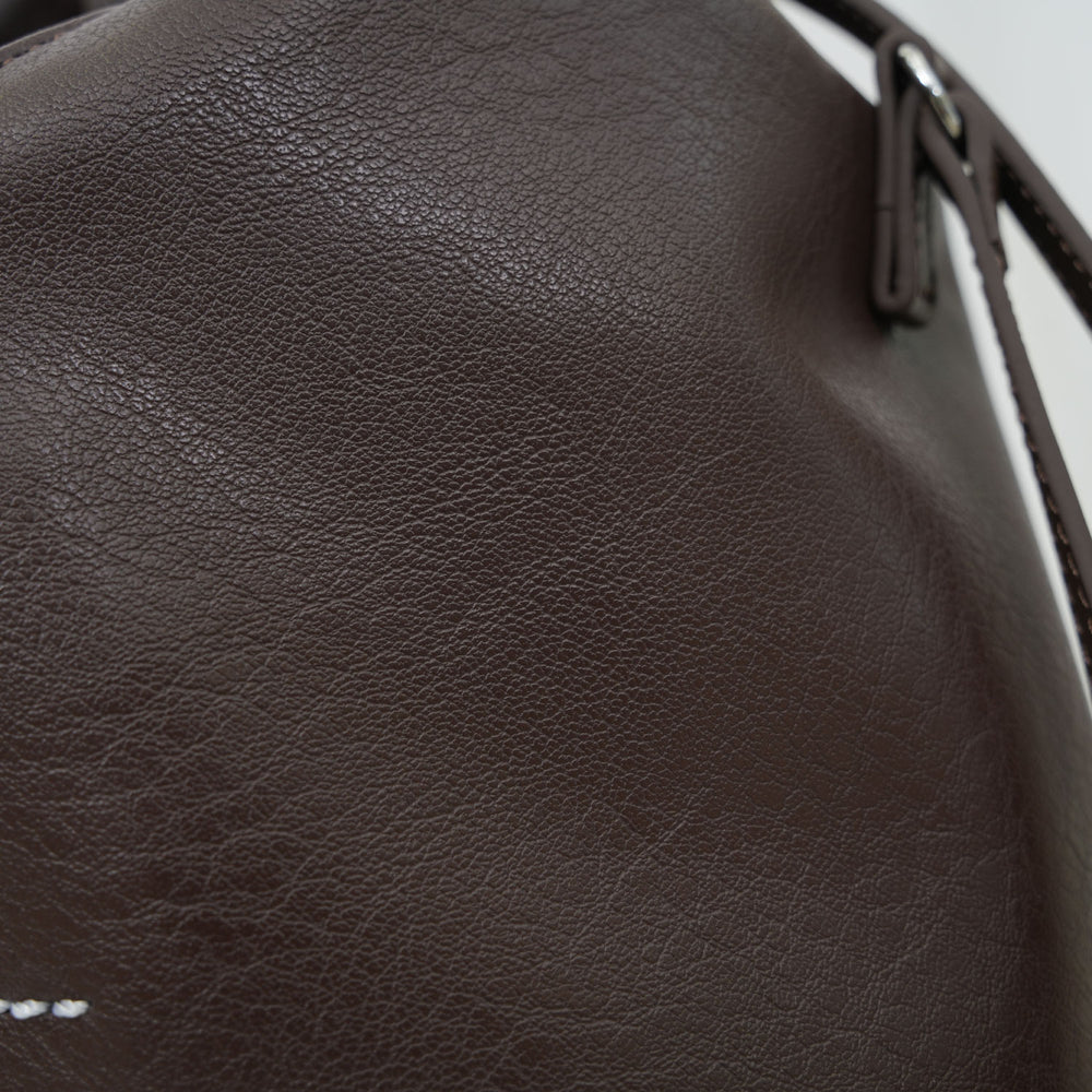 
                  
                    "Japanese" crossbody bag -DARK HONEY-
                  
                
