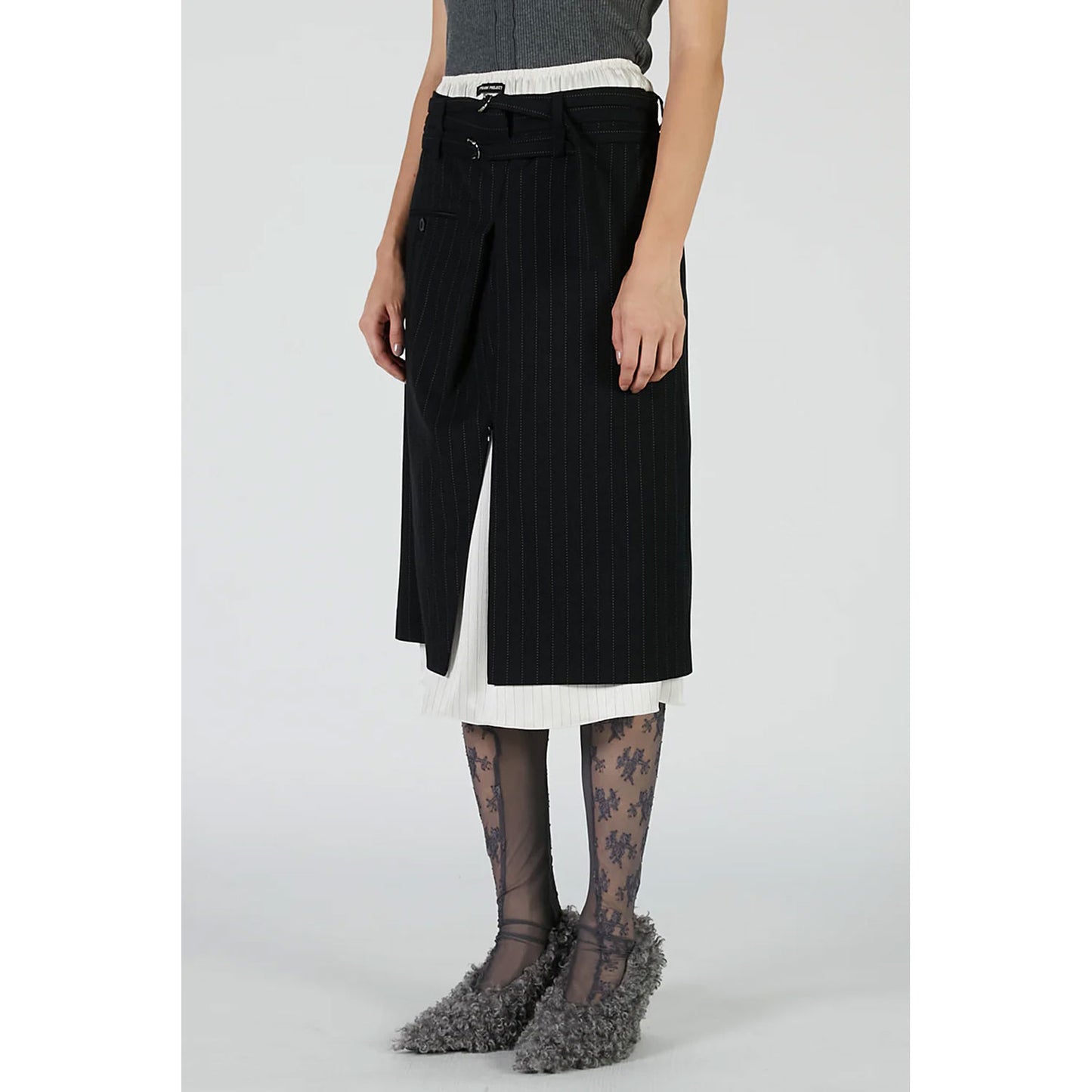 
                  
                    Suiting Midi Skirt-BLACK-
                  
                