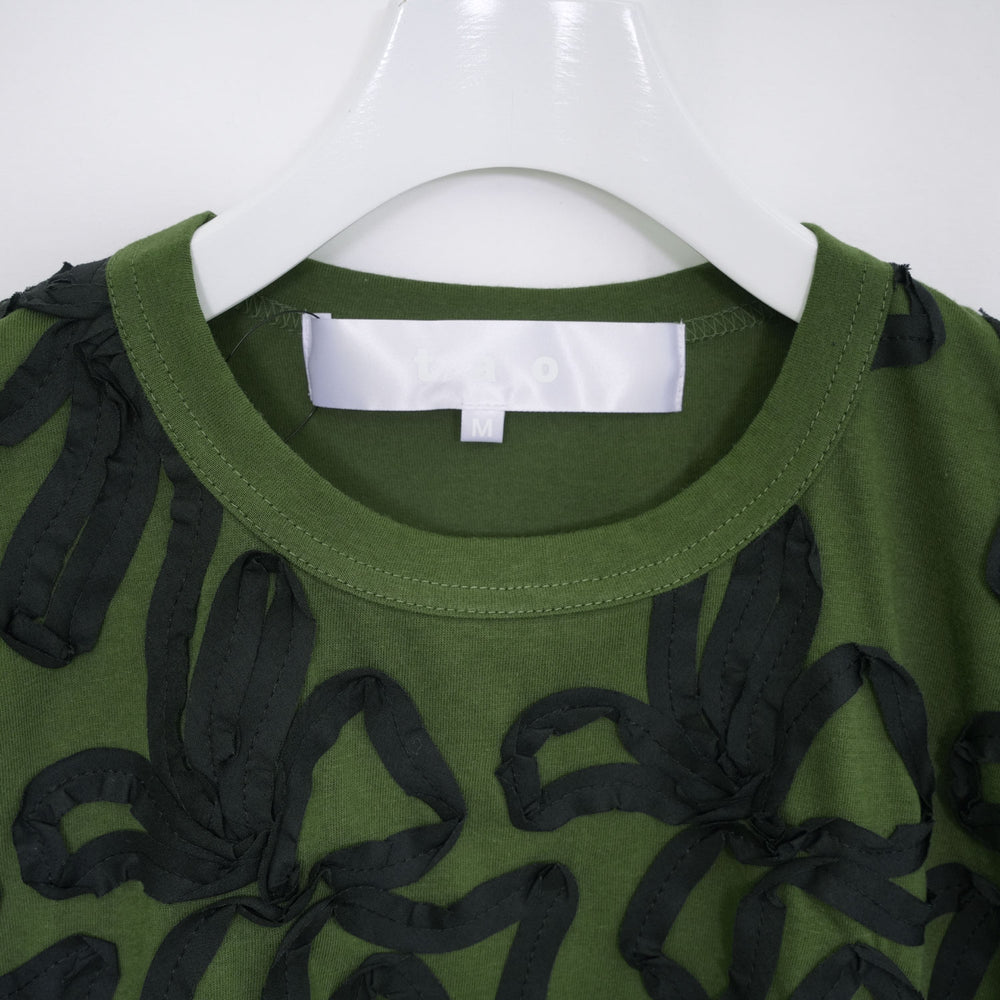
                  
                    リボン刺繍Tシャツ -BLACK-
                  
                