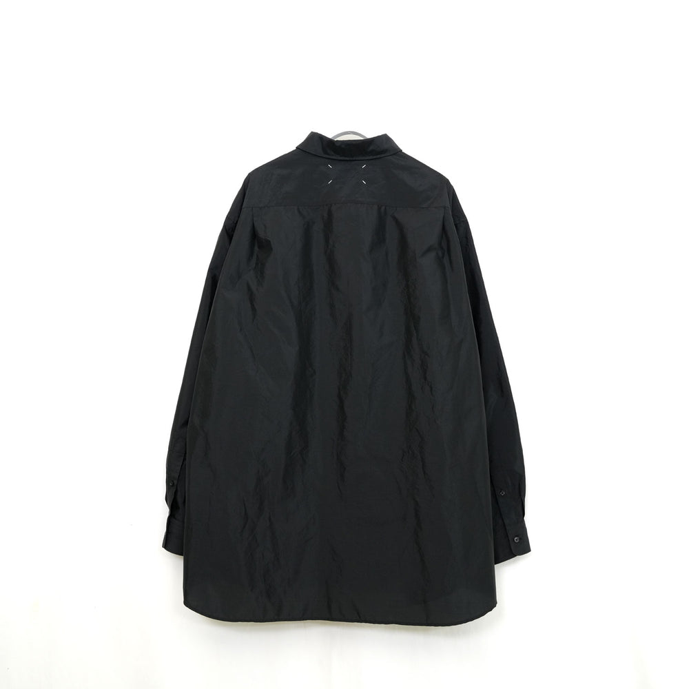 
                  
                    long-sleeved shirt -BLACK-
                  
                