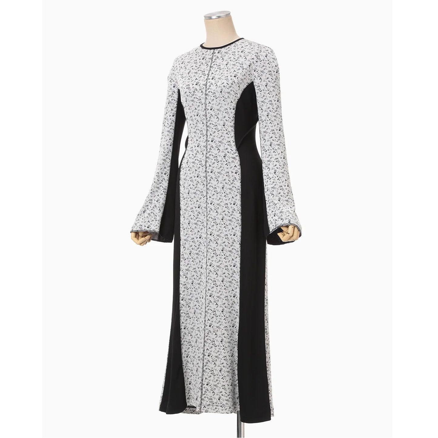 
                  
                    Floral Jacquard Fraise Stitch Dress - white
                  
                