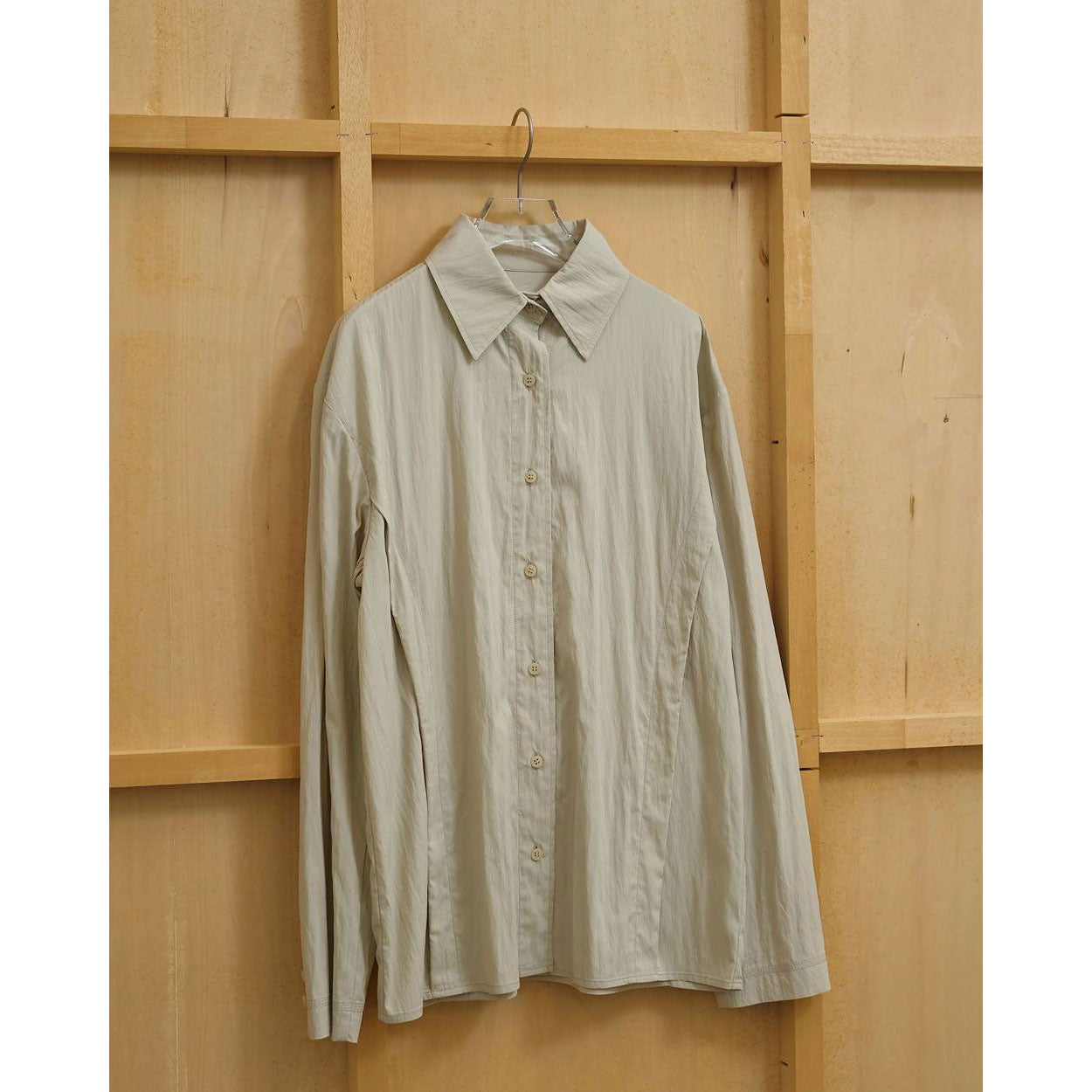 
                  
                    Sidetuck Silky Shirts
                  
                