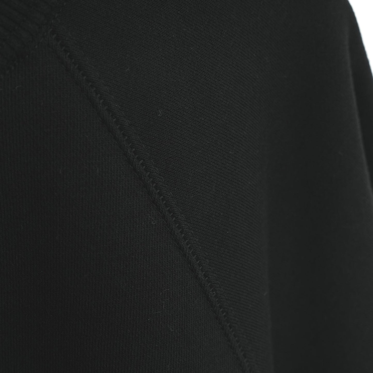 
                  
                    KAYA TUCKED HEM TOP -BLACK-
                  
                