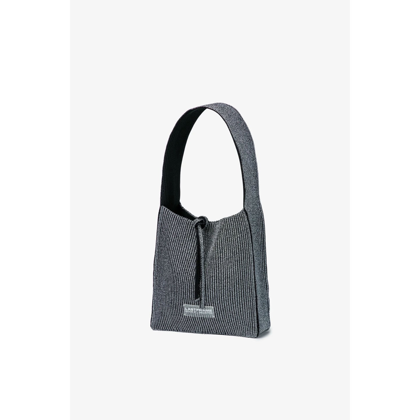 
                  
                    KYOTO METALLIC REVERSIBLE TASUKI TOTE SMALL -DARK SILVER×BLACK-
                  
                