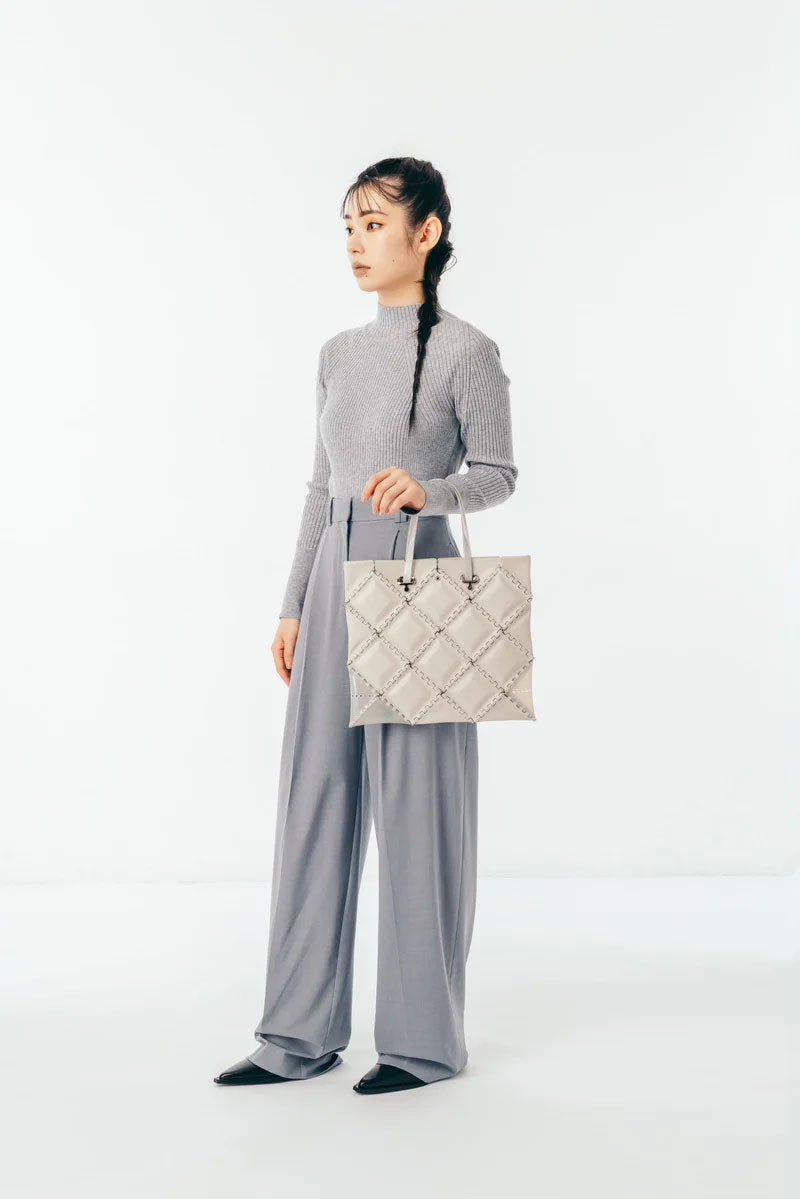 
                  
                    FLAT TOTE GUIMAUVE
                  
                