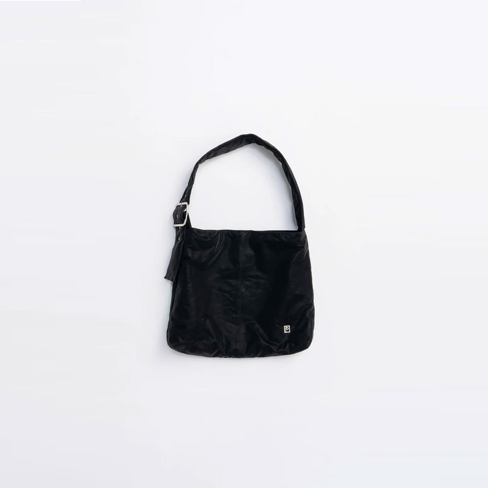
                  
                    Suede-Like Big Tote-BLACK-
                  
                