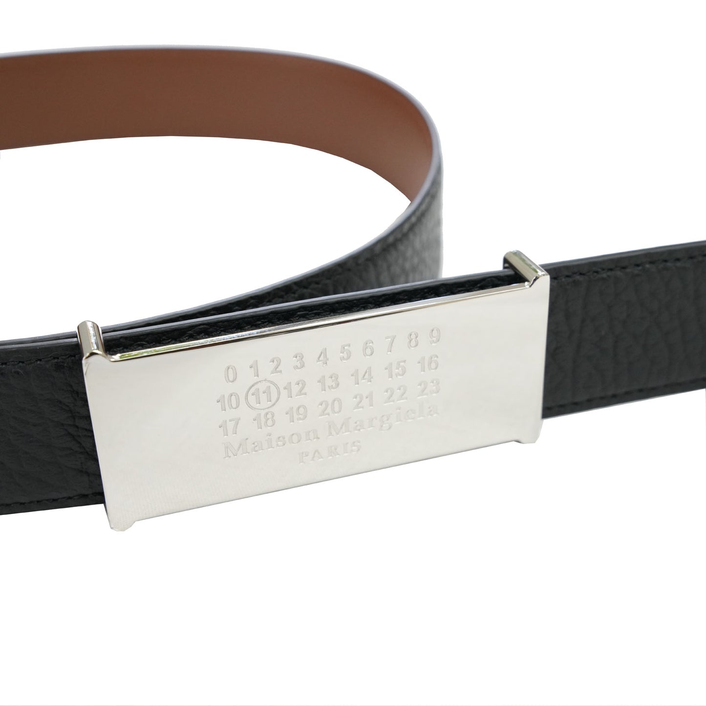 
                  
                    プレートリバーシブルベルト-BLACK-
                  
                