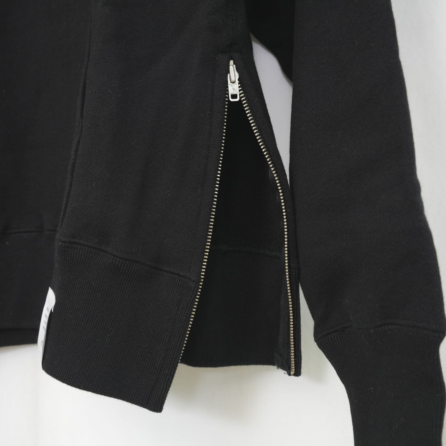 
                  
                    SWEAT HOODIE-BLACK-
                  
                